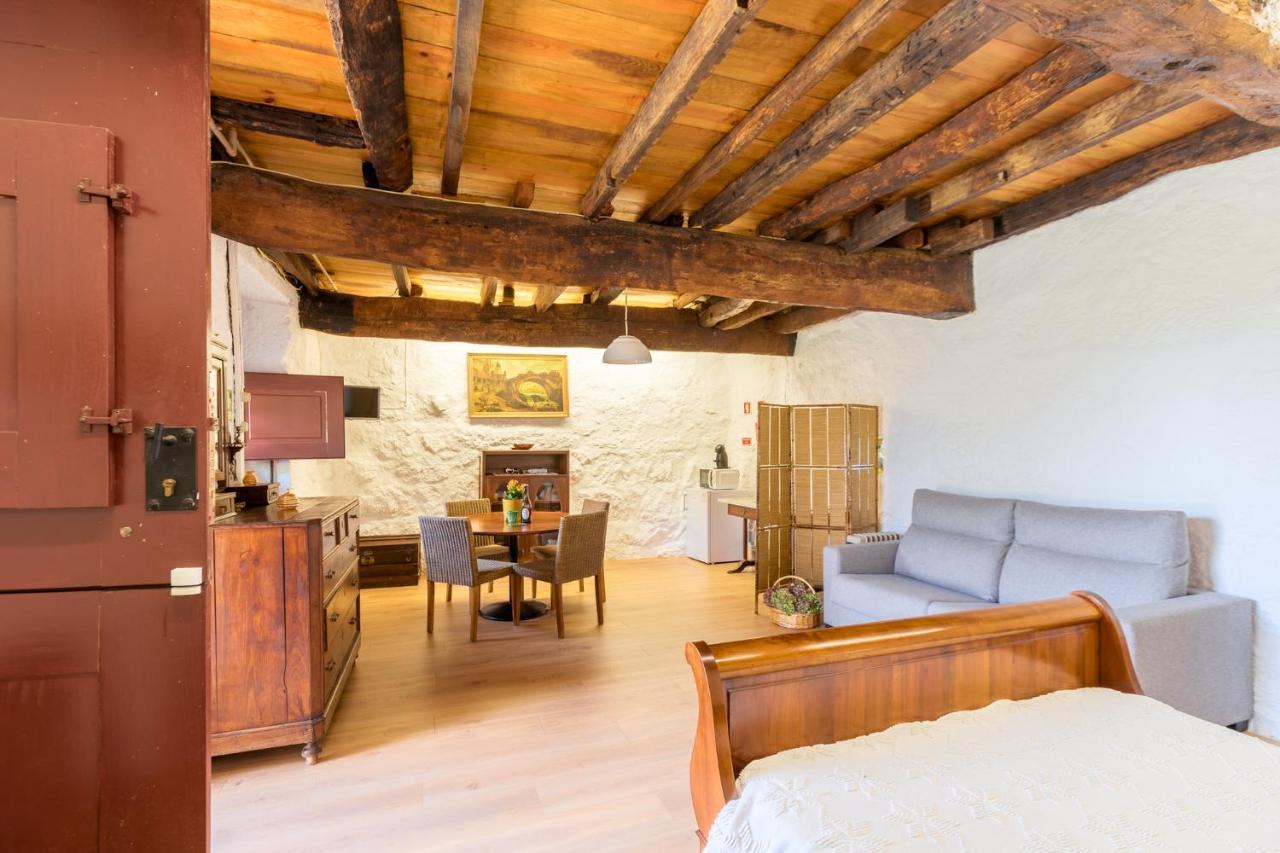 Casa Lavoura Em Requeixo Guest House เซลอริโก จิ บาสโต ภายนอก รูปภาพ